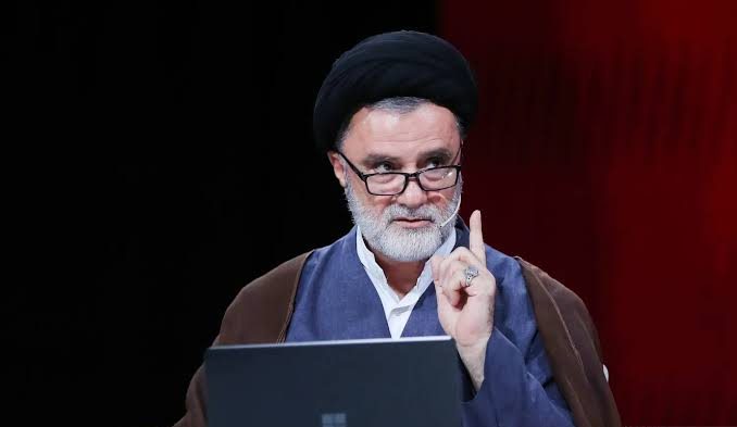 نبویان و رضایی از هیئت‌رئیسه کمیسیون امنیت ملی مجلس حذف شدند