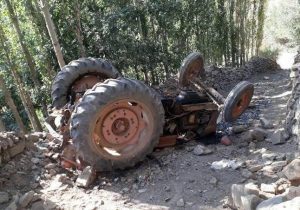 واژگونی دو تراکتور در میانه؛ دو نفر جان خود را از دست دادند