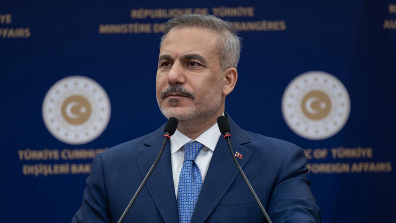 فیدان با نخست‌وزیر قطر و فرمانده نیروهای مسلح پاکستان درباره روند مذاکرات ایران و آمریکا گفت‌وگو کرد