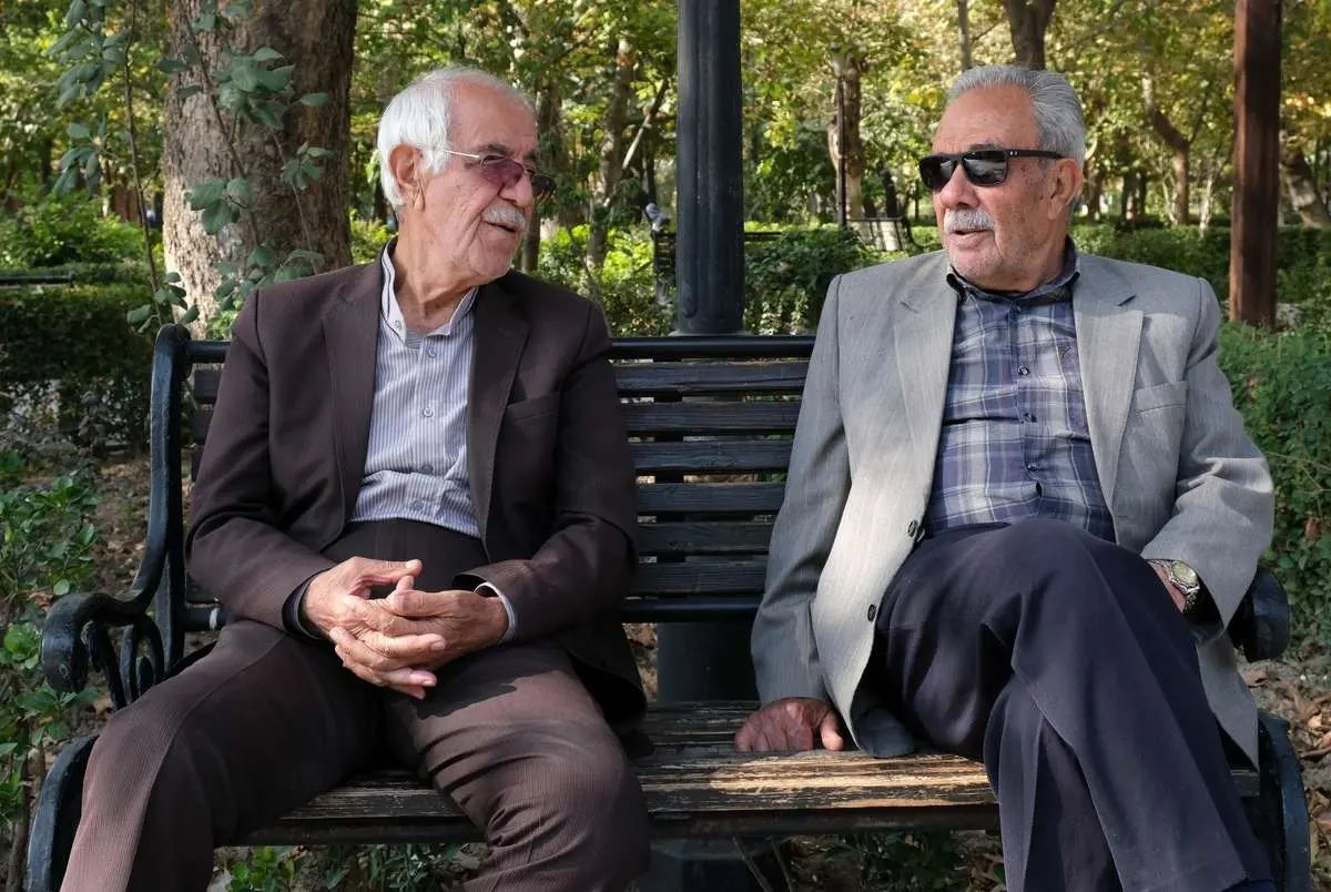 افزایش حقوق روی کاغذ، معوقات در واقعیت؛ بازنشستگان همچنان چشم‌انتظار