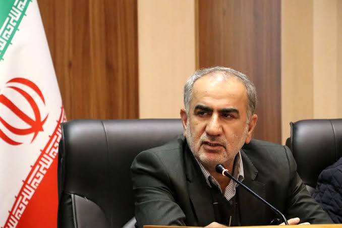 جعفر قادری: تقاضا را نمیتوانیم تامین کنیم؛ احتمال دارد کارت جایگاه‌ها، جمع‌آوری شود
