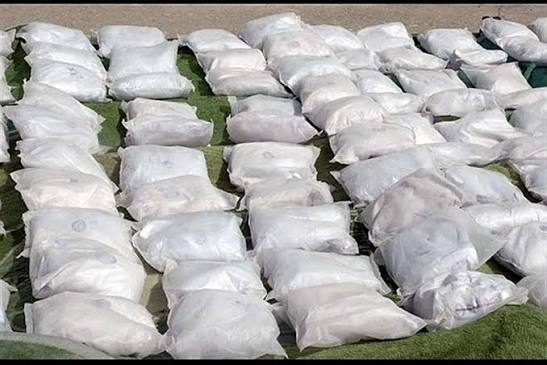 کشف محموله ۳۷ کیلوگرمی موادمخدر در جلفا؛ شیشه‌های جاساز شده در کامیون لو رفت