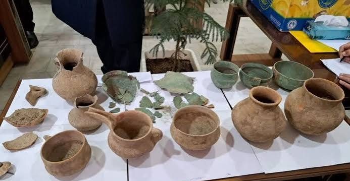دستبرد میلیاردی به عتیقه فروشی همدان؛ پلیس اموال ۷ میلیارد تومانی را پس گرفت