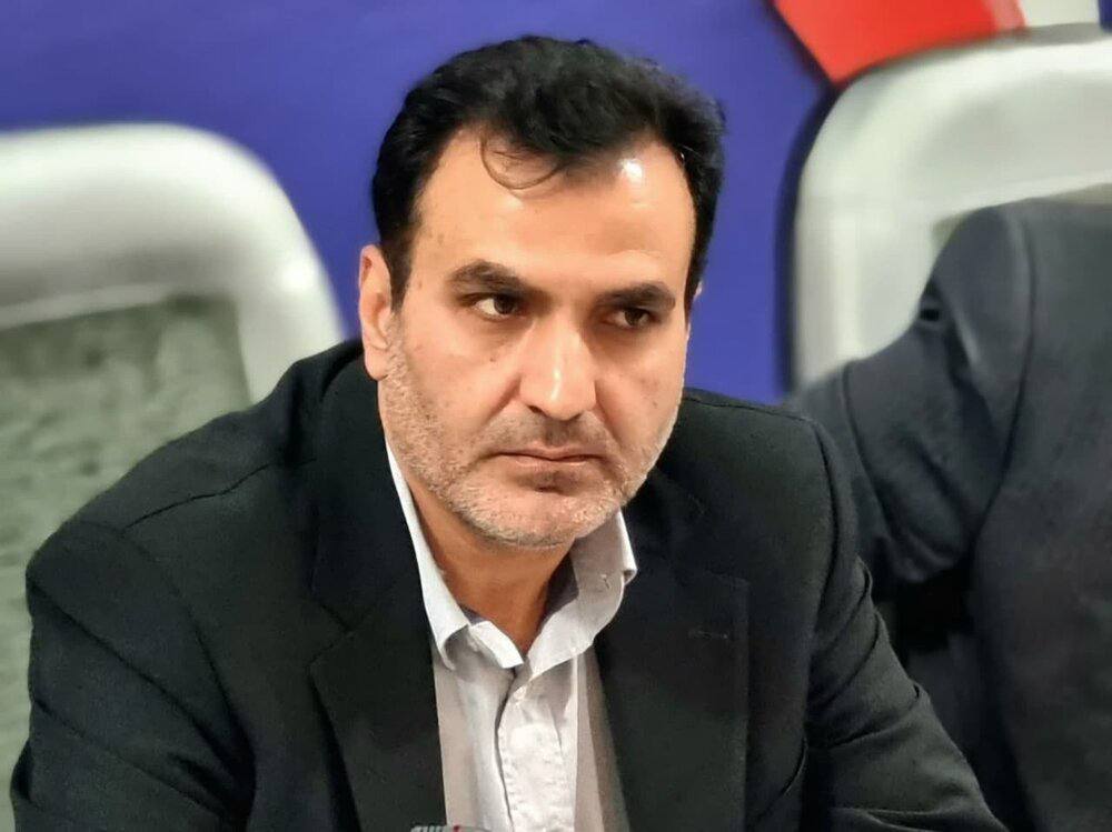 فرماندار کاشان به ادارات یک هفته مهلت داد؛ کارمندان مجرد را شناسایی و برای ازدواجشان اقدام کنید