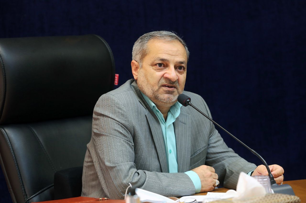 بدرقه تاریخی رهبر شهید باید در کتب درسی ثبت شود