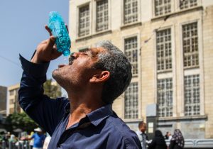 تهران در محاصره گرمای شدید؛ دمای پایتخت به ۴۱ درجه می‌رسد