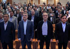 چه کسی گفته دولت باید بنزین ۱۳۰ هزار تومانی را ۱۵۰۰ تومان بفروشد؟