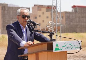 سیاست دولت، توسعه خدمات و حمایت از فعالان اقتصادی منطقه آزاد ارس است