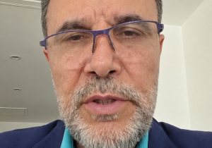 پس از جنجال «به درک واصل شد»؛ آریایی‌نژاد از خانواده مهسا امینی عذر خواست