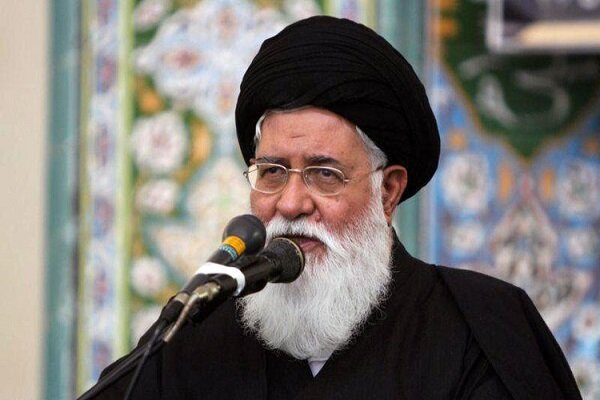 علم‌الهدی: کسانی که می‌گویند جنگ را تمام کنید، مانند منافقین هستند