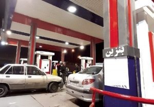صف‌های سوخت در تبریز به نیمه‌شب رسید