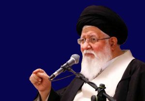 دشمن به‌دنبال عادی‌سازی بی‌بندوباری و بی‌اعتنایی به ارزش‌های دینی است