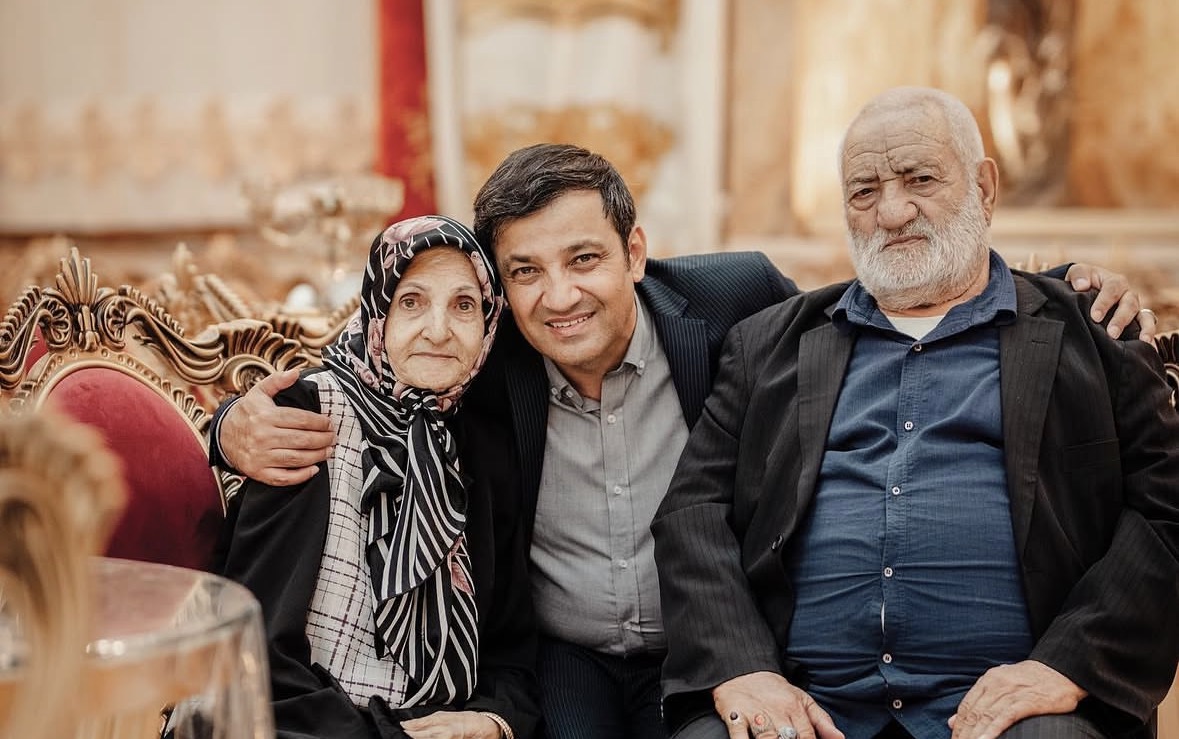 علیرضا رنجی‌پور در سوگ مادر نشست