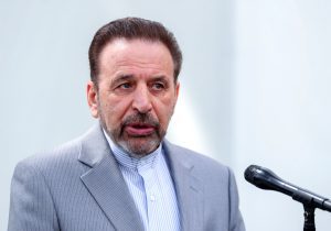 واعظی: در جنگ ۴۰ روزه تندروها به مرخصی رفته بودند