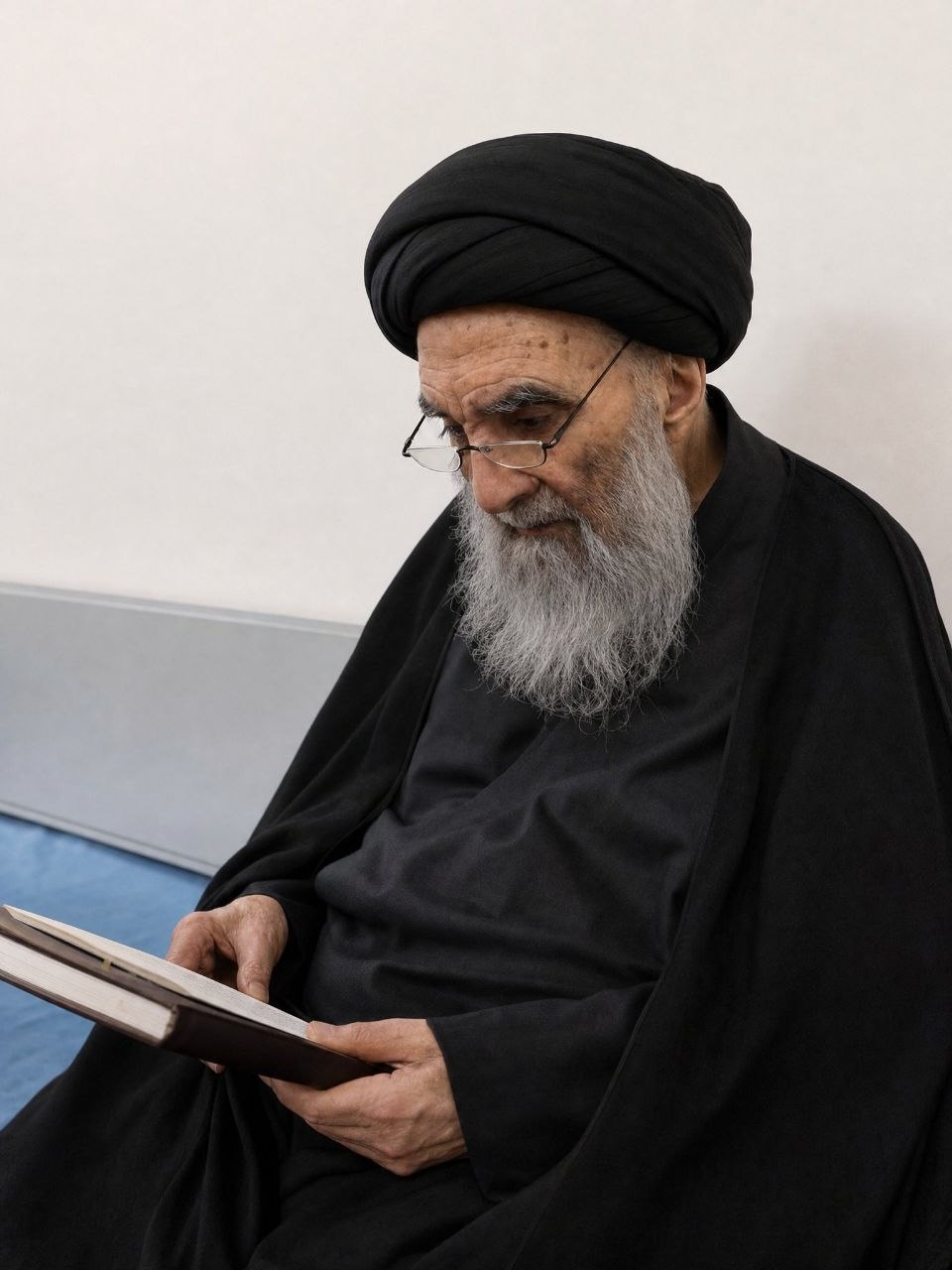 آیت‌الله سیستانی ۹۹ ساله شد