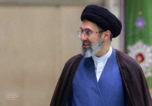 دفتر رهبر انقلاب: ادعای خرازی درباره نامه استعفای رئیس‌جمهور از اساس کذب است