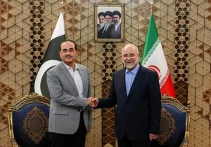 کیهان: پاکستان به‌دنبال گرفتن حق دلالی از آمریکا است