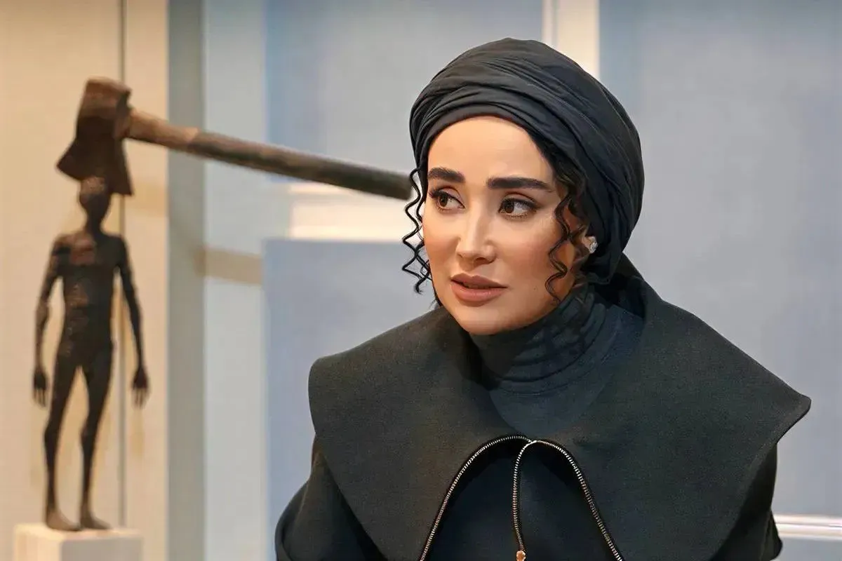 بهاره افشاری: آقای پزشکیان یک نگاه به تلویزیون بیندازید