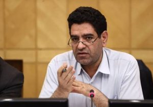 بیگدلی: شایعه استعفای پزشکیان، بازی در زمین دشمن است