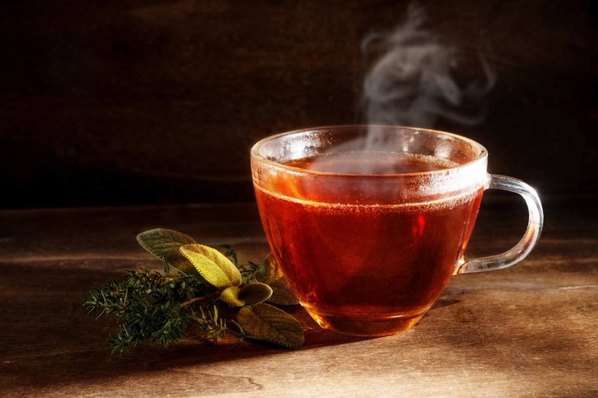 چای داغ خطر سرطان مری را بالا می‌برد؛ ۳ دقیقه صبر کنید