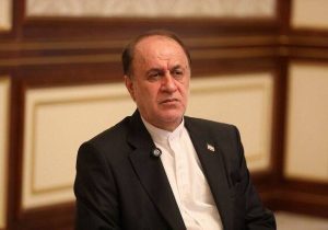 حاجی‌بابایی: مجلس پرقدرت در حال تدوین قانون تنگه هرمز است