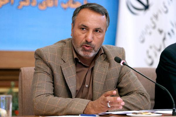 رضایی‌کوچی: تورم در بسیاری از استان‌ها ۱۰۰ درصد است؛ «فکر می‌کنند با اعلام آمار جامعه آشفته می‌شود»