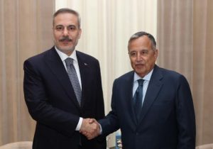 دیدار هاکان فیدان با دبیرکل اتحادیه عرب و رئیس سرویس اطلاعات مصر