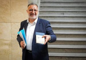 زاكانى: فشار اقتصادى آمريكا ما را براى آبادانى مصرتر مى كند