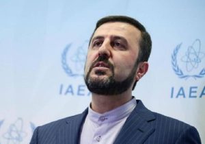 غریب‌آبادی: چرا همیشه منتظر حمله آمریکا بمانیم؟ ایران می‌تواند پیش‌دستانه اقدام کند