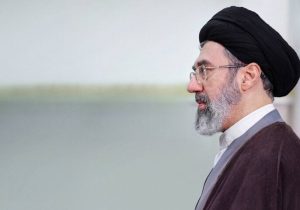 آیت‌الله خامنه‌ای: فتح قلّه‌های پیشرفت، مأموریت تاریخیِ دانش‌آموزان و دانشجویان است
