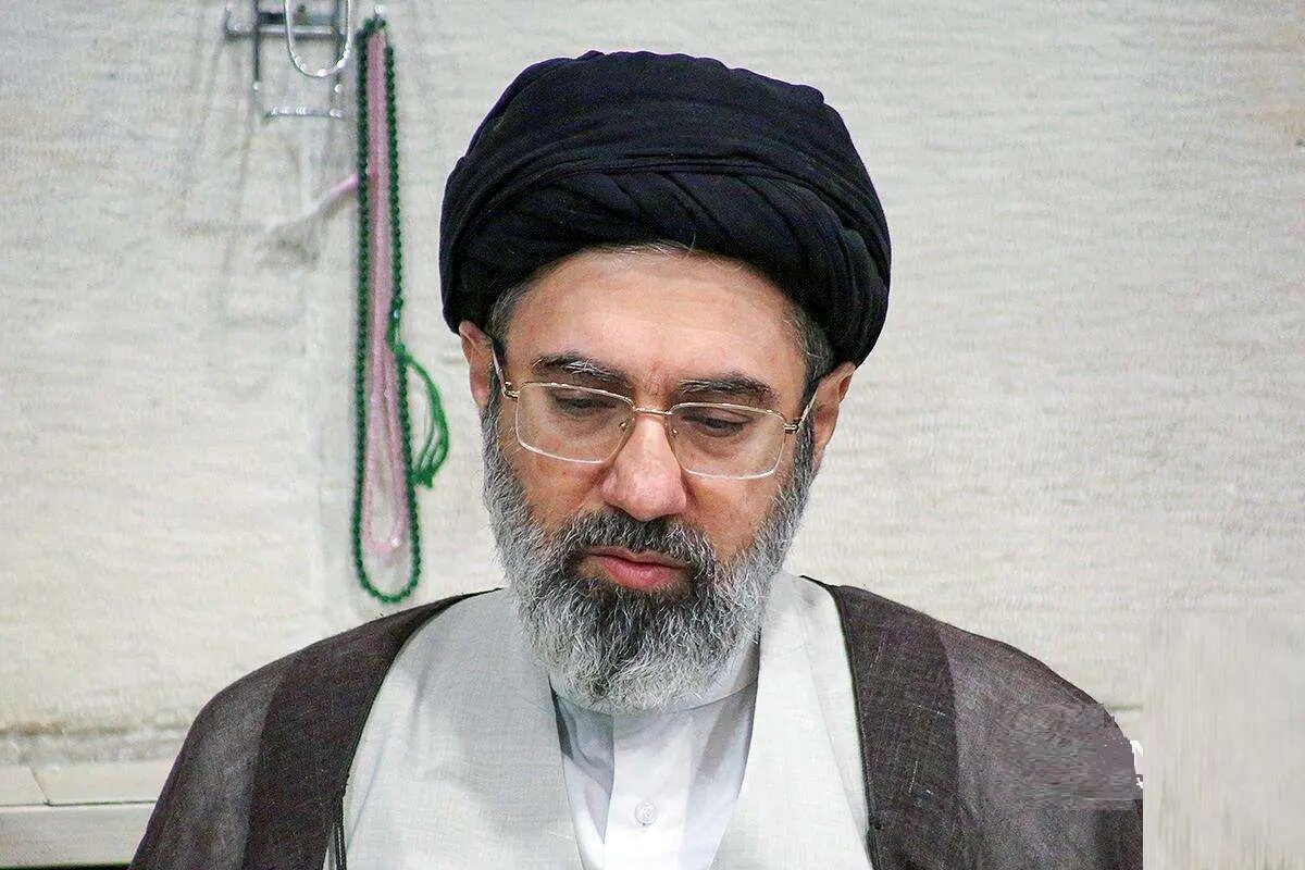 «رسم بندگی»؛ مجموعه درس‌های معنوی و اخلاقی با صدای آیت‌الله سیدمجتبی حسینی خامنه‌‌ای منتشر می‌شود