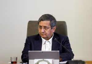 همتی: تورم نقطه‌به‌نقطه پس از ۱۵ ماه کاهشی شد
