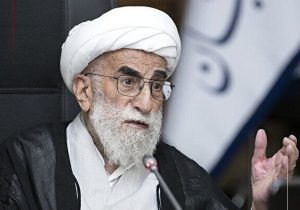 آیت‌الله جنتی: ایران در برابر زورگویی و تهدید سر خم نخواهد کرد