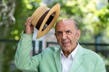جواد مجابی، نویسنده و طنزپرداز نام‌آشنای ایران درگذشت