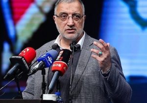 «انگار برخی در داخل نقش ستون پنجم را ایفا می‌کنند»