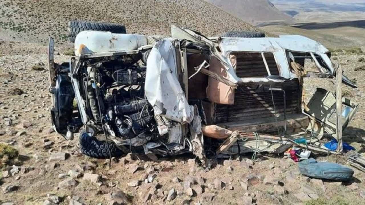 سقوط تویوتای آفرودی به دره در سهند؛ یک نفر جان باخت و یک نفر مصدوم شد