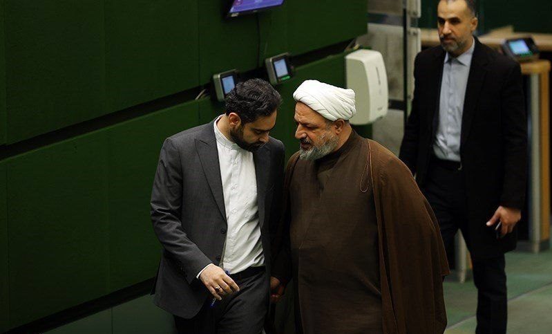 رسایی و ثابتی در انتخابات نمایندگان ناظر مجلس  شکست خوردند!