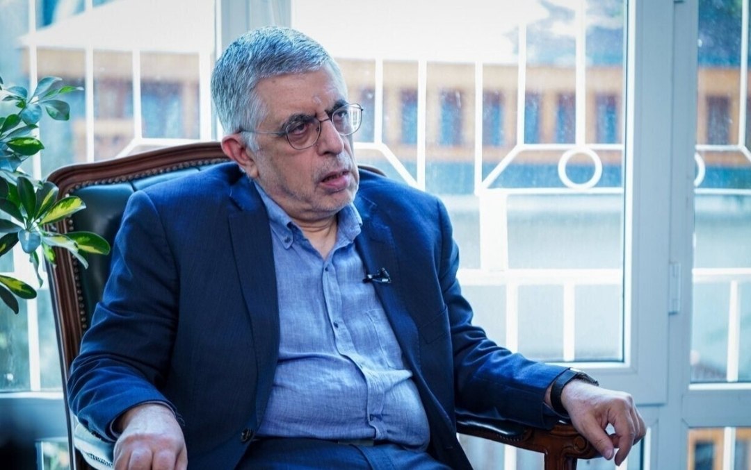 کرباسچی: هاشمی برای پذیرش قطعنامه ۵۹۸ «زانو زد و عبا را انداخت»
