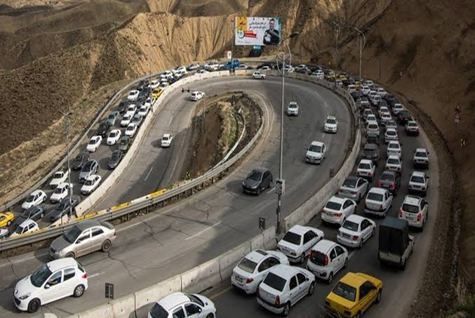 جاده چالوس از ساعت ۱۶ به سمت تهران یک‌طرفه می‌شود