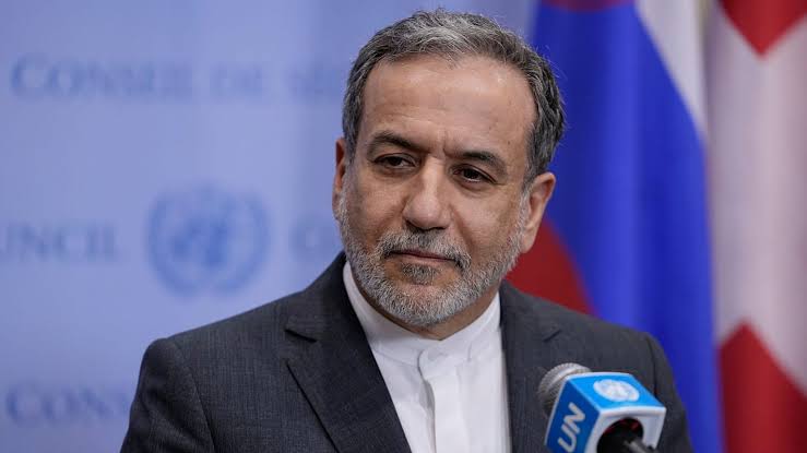 عراقچی: تنگه هرمز در صورت پذیرش طرح ایران ظرف ۷ روز باز می‌شود