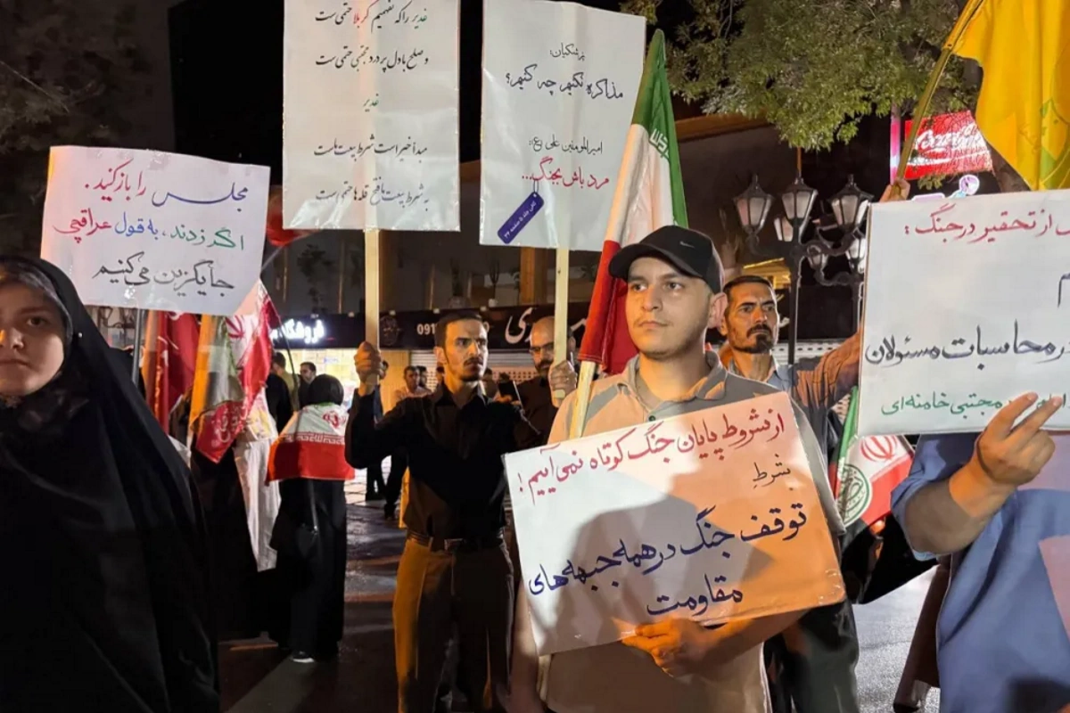 پزشکیان؛ همان که دیروز علیه او شعار می‌دادند