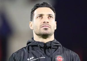 شجاع خلیل‌زاده: «همه آذربایجان می‌دانند برنامه ۹۰ با تراکتور مشکل دارد»؛ تمام فحش‌های این دو سال تقدیم به عادل فردوسی پور