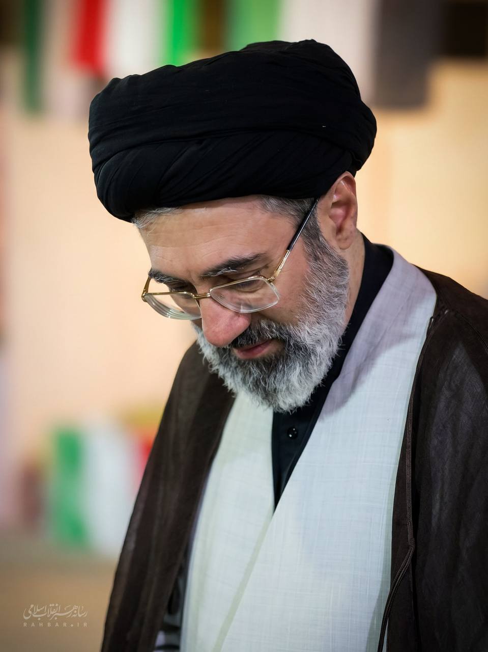 با نظر رهبر انقلاب، عفو و تخفیف مجازات ۲۵۷۷ محکوم اجرایی شد