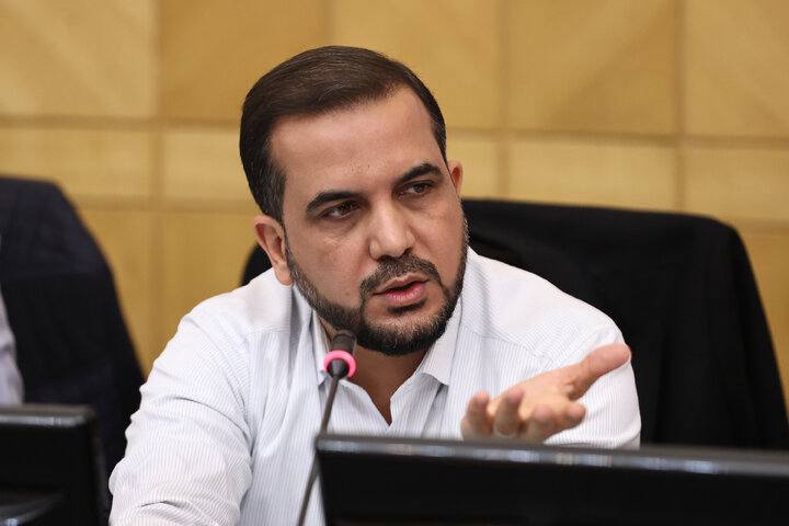 یوسفی: اسامی مدیران با حقوق‌های ۴۰۰ و ۵۰۰ میلیونی را منتشر می‌کنم
