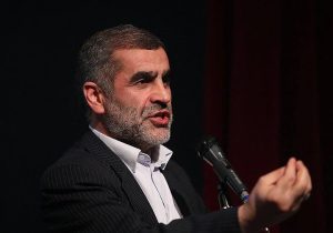 نایب‌رئیس مجلس: وضعیت برهنگی به جایی رسیده که گاهی در مقصد پروازها هم تردید می‌کنیم که داخلی است یا خارجی!