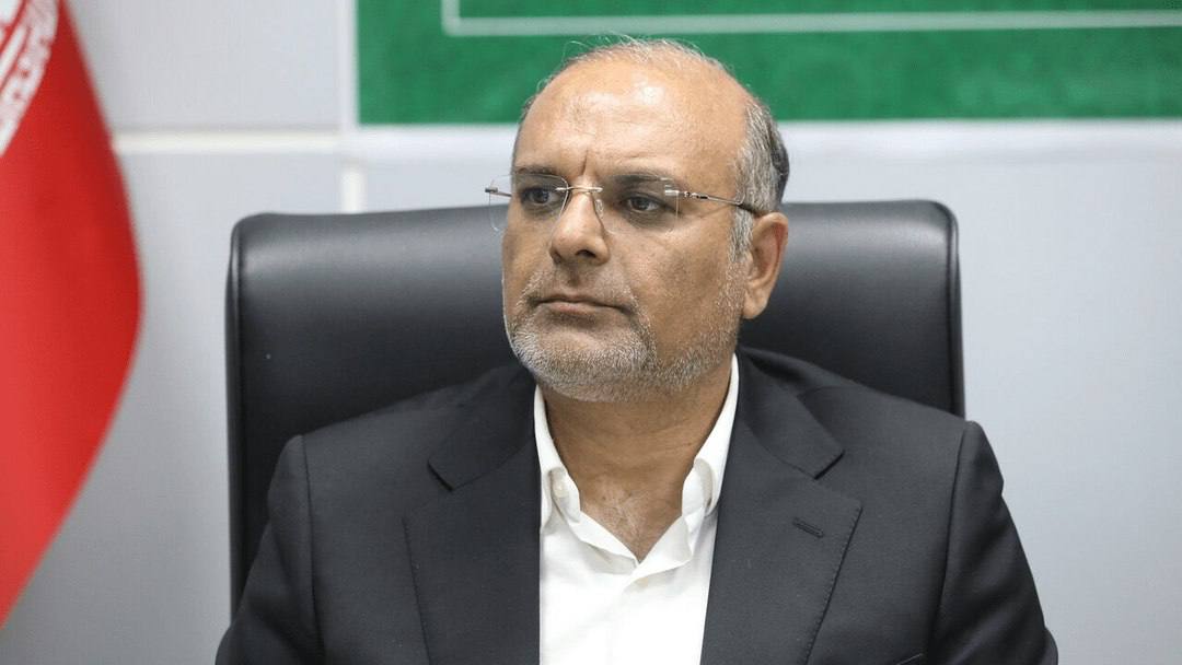 علی‌آبادی: دولت به جای دخالت در امور مجلس، مشکلات مردم را حل کند