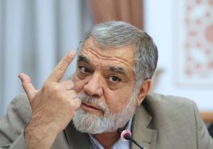 ولایتمدار: روحانی و برجام ما را ذلیل کردند؛ خدا ذلیلشان کند! حالا با اقتدار مذاکره می‌کنیم