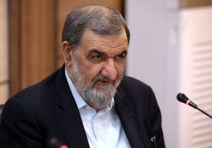 رضایی: آمریکا و ترامپ خواهند رفت، اقتصاد آمریکا در حال فروپاشی است؛ ایران و کشورهای عربی می‌مانند