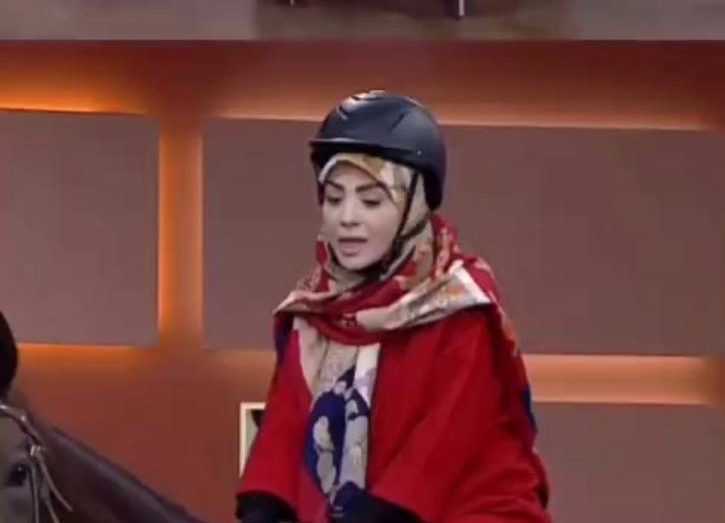 مبینا نصیری سوار بر فیل هم شود مخاطب جذب صداوسیمای جبلی نخواهد شد!