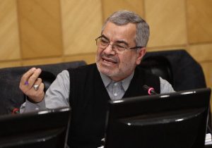 احمدی سنگر: عدالت آموزشی نداریم،دانش‌آموزی که در مناطق محروم معلم ندارد، چگونه با تهران رقابت کند؟